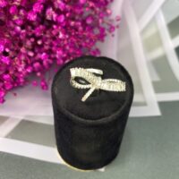 انگشتر پاپیون نگینی