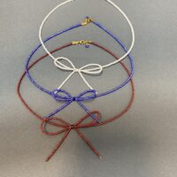 گردنبند فانتزی دخترانه با مهره‌های براق